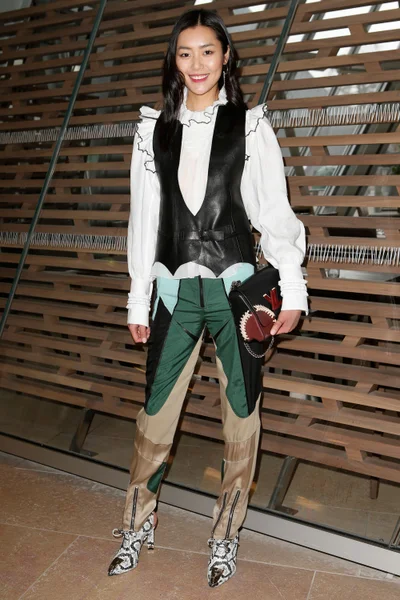 Look 2